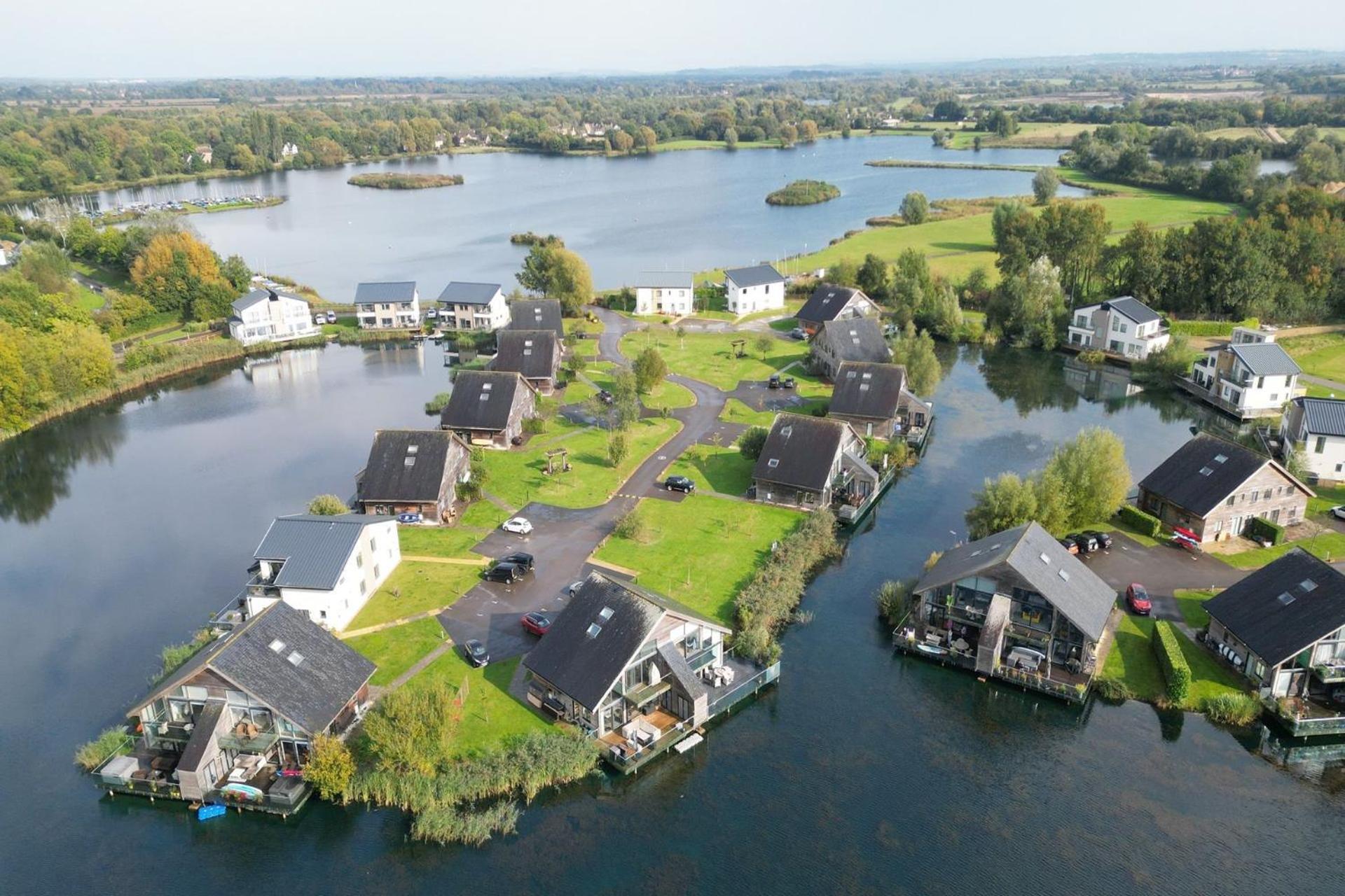 Waters Edge 04, Waterside Lodge P سيرني الجنوبية المظهر الخارجي الصورة